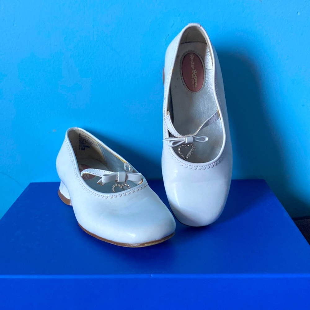 Buster Brown with ToeZone White Girls Dress Shoes